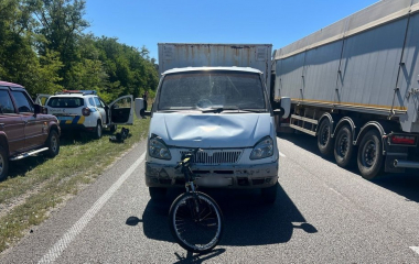 У Кропивницькому районі під колесами машини загинув велосипедист