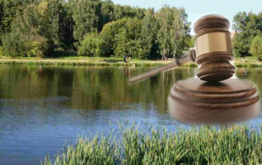 Житель Кіровоградщини побачив землі біля річки та вирішив присвоїти їх собі