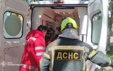 На Кіровоградщині літній чоловік став заручником власної квартири