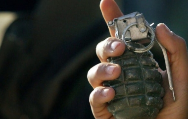 На Кіровоградщині чоловік прийшов до знайомої та погрожував кинути гранату