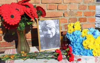 В громадi на Кiровоградщинi вiдкрили меморiальну дошку загиблому Воїну