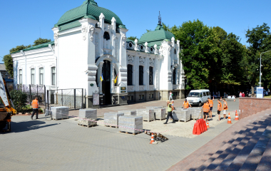 Вулично-дорожна мережа у Кропивницькому буде адаптована до потреб людей з інвалідністю