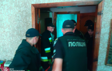 У Кропивницькому літня жінка стала заручницею власної квартири