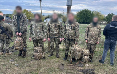 На Одещині прикордонники затримали жителя Кіровоградщини, який "маскувався" у військовій формі