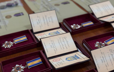 Родинам загиблих захисникiв з Кiровоградщини вручили державнi нагороди