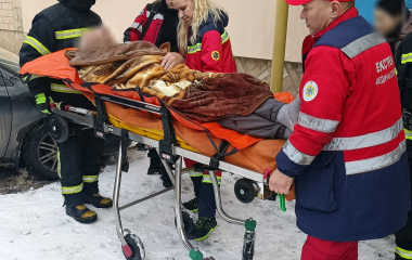 На Кіровоградщині двоє  літніх людей стали заручниками власних осель