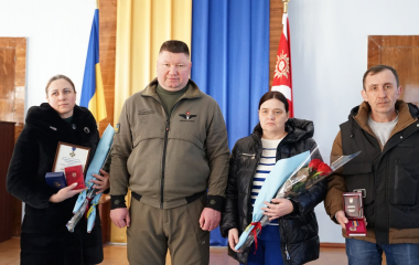 Родичам загиблих Героїв з Кропивницького району, передали державні нагороди воїнів