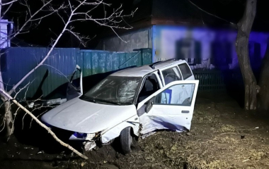 Поліція Кіровоградщини встановлює обставини ДТП у якій постраждав водій