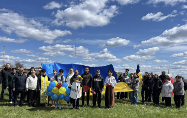 У громаді на Кіровоградщині зустріли звільненого з полону оборонця Маріуполя
