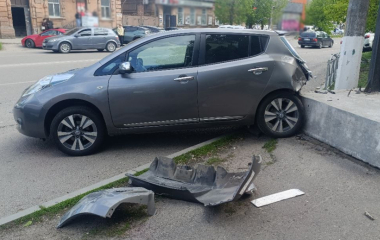 У середмісті Кропивницького водійка Nissan скоїла ДТП
