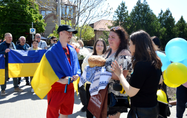 У Кропивницькому зустріли звільненого з російського полону захисника -  Артема Владімірова
