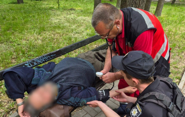 Поліцейські Новоукраїнщини оперативно врятували місцевого жителя