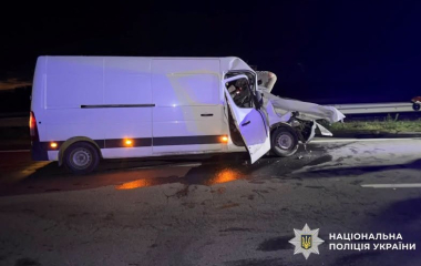 На Кіровоградщині через перевищення швидкості травмувався водій Renault Master