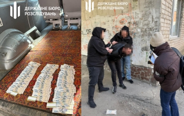 На хабарі викрили посадовця податкової служби з Кіровоградщини