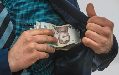 Судитимуть посадовців з Кіровоградщини, які організували "заробіток" на преміях