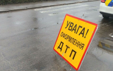 У Кропивницькому перекинулася маршрутка