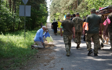 У громаді на Кіровоградщині попрощалися з відважним воїном