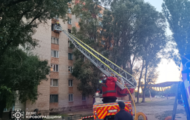 На Кіровоградщині під час гасіння пожежі врятували жінку та дитину