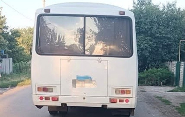 Маршрутка на швидкості збила семирічного велосипедиста на Кіровоградщині