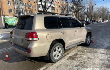 У Кропивницькому водій Land Cruiser збив жінку на пішохідному переході