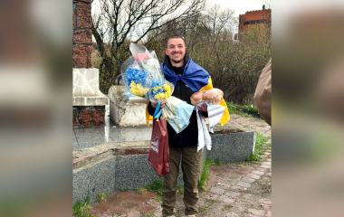 До Кропивницького повернувся звільнений з полону морпіх