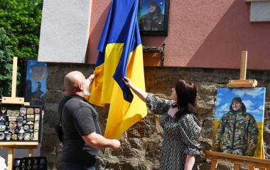 У Кропивницькому відкрили меморіальну дошку загиблому спецпризначенцю