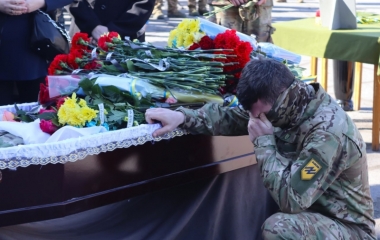 Світловодська громада провела в останню дорогу Героя