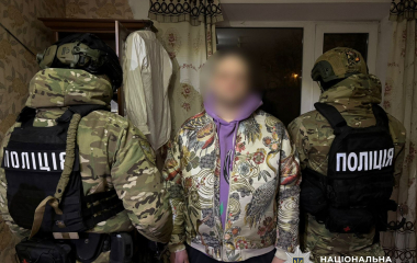 На Кіровоградщині чоловік вдарив поліцейського ножем