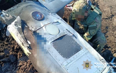 На Кіровоградщині уламки ракети впали посеред поля
